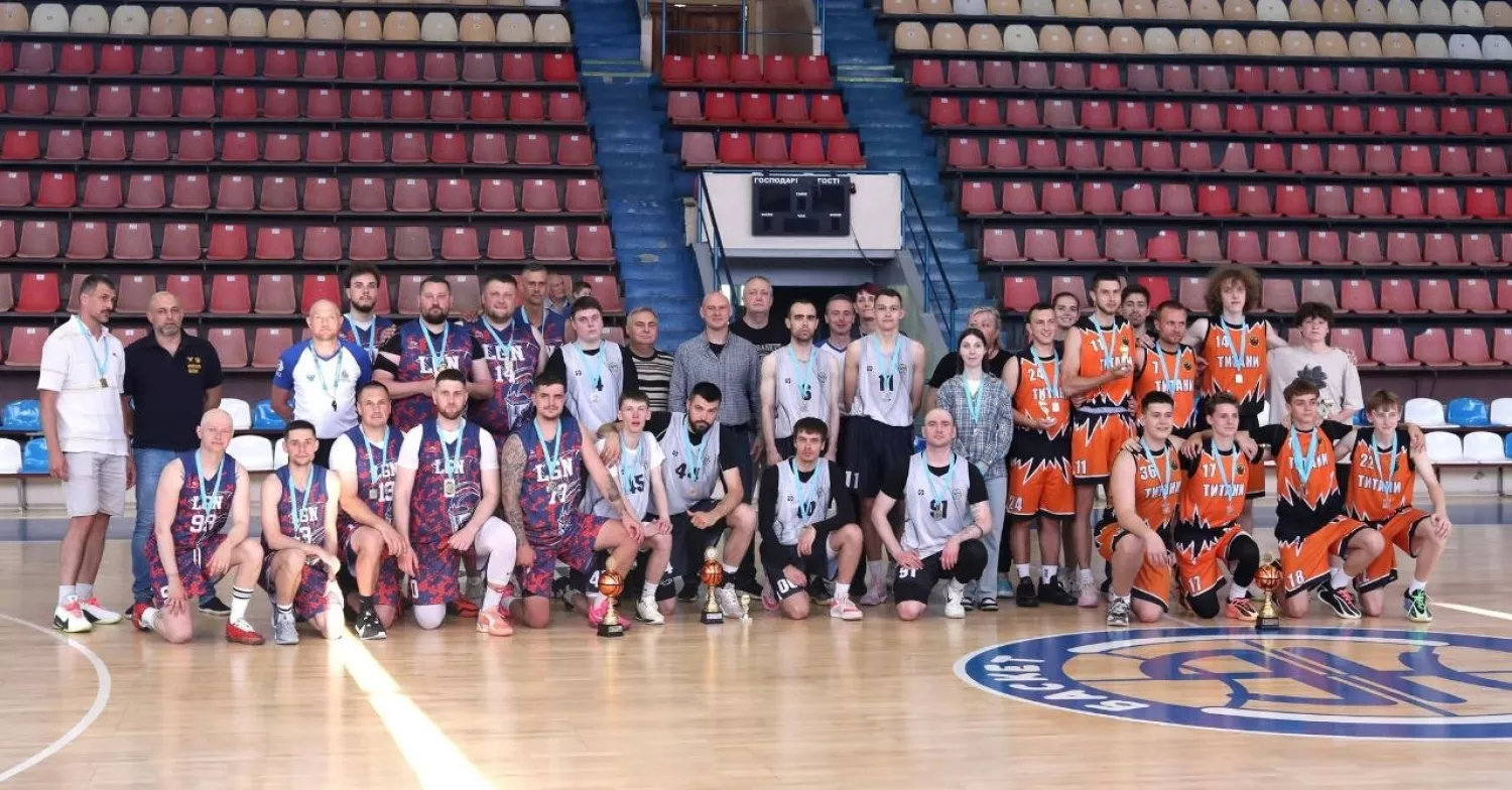 У Миколаєві відбувся фінал чемпіонату Миколаївської області з баскетболу серед аматорів. Фото: Федерація баскетболу Миколаївщини