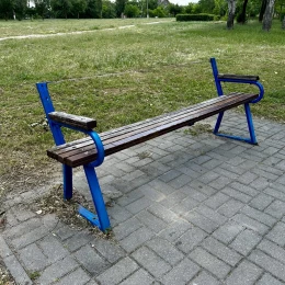 Стан дитячого майданчика у Корабельному районі. Фото: НикВести