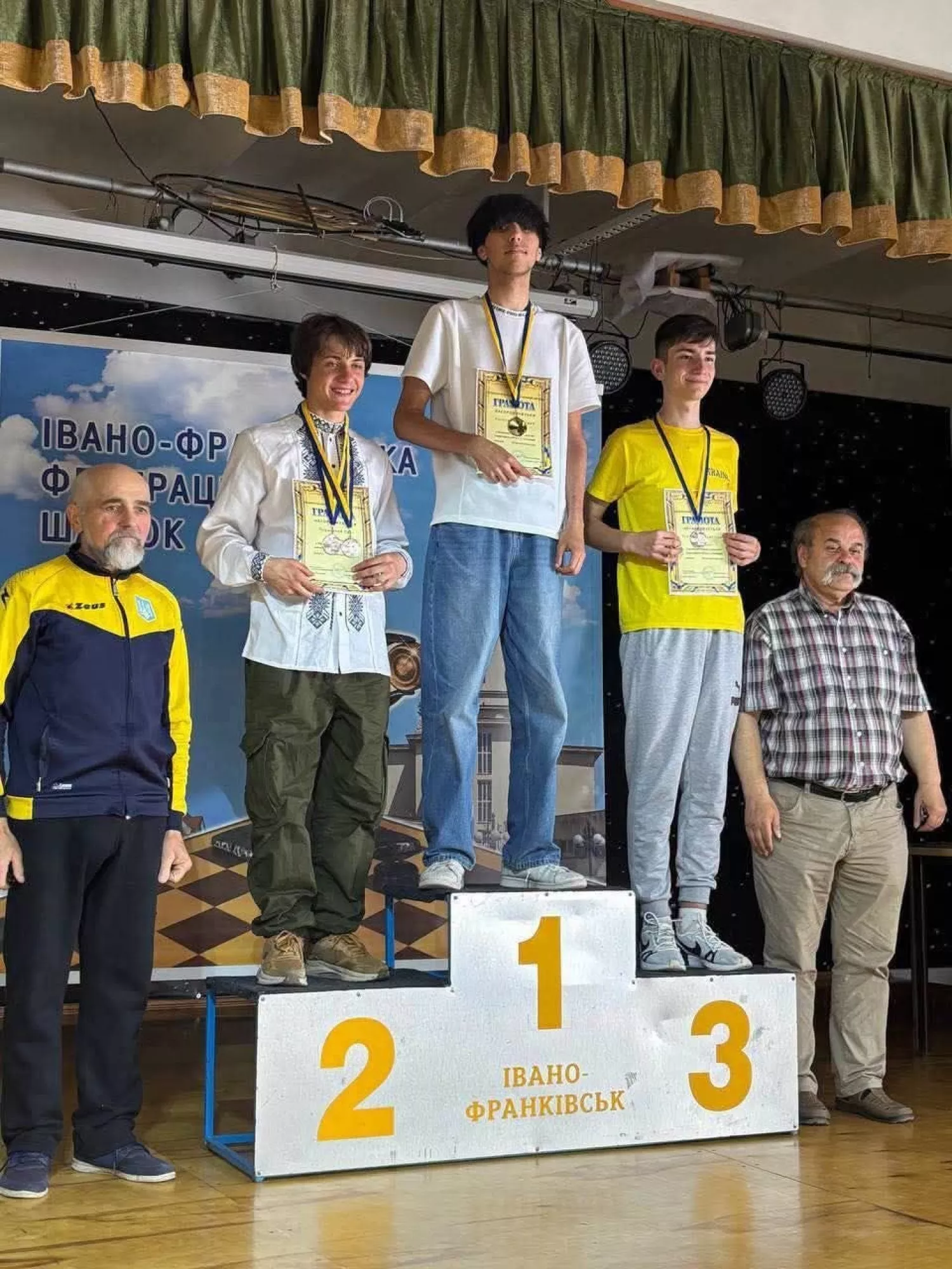 Спортсмен Миколаївщини виборов три нагороди молодіжного чемпіонату України з шашок-100. Фото: Управління молоді та спорту Миколаївської ОВА