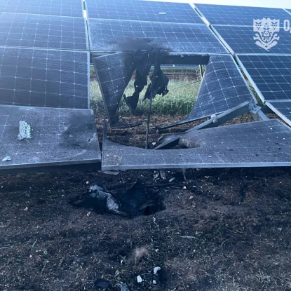 На Одещині дрон пошкодив сонячні панелі підприємства. Фото: Одеська ОВА