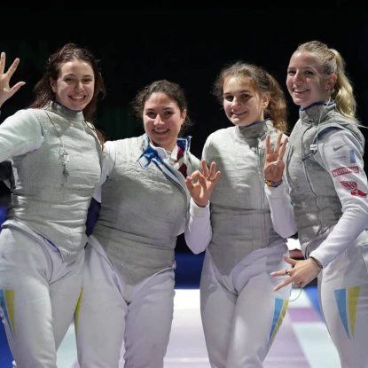 Аліна Полозюк здобула бронзу чемпіонату Європи з фехтування у складі збірної України. Фото: Миколаївська ОВА
