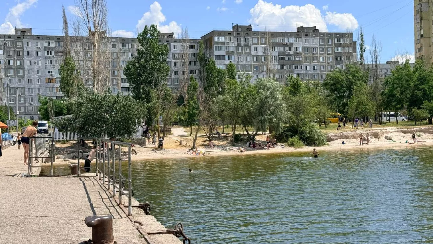 Відпочинок біля води в Миколаєві влітку 2026 року, фото МикВісті