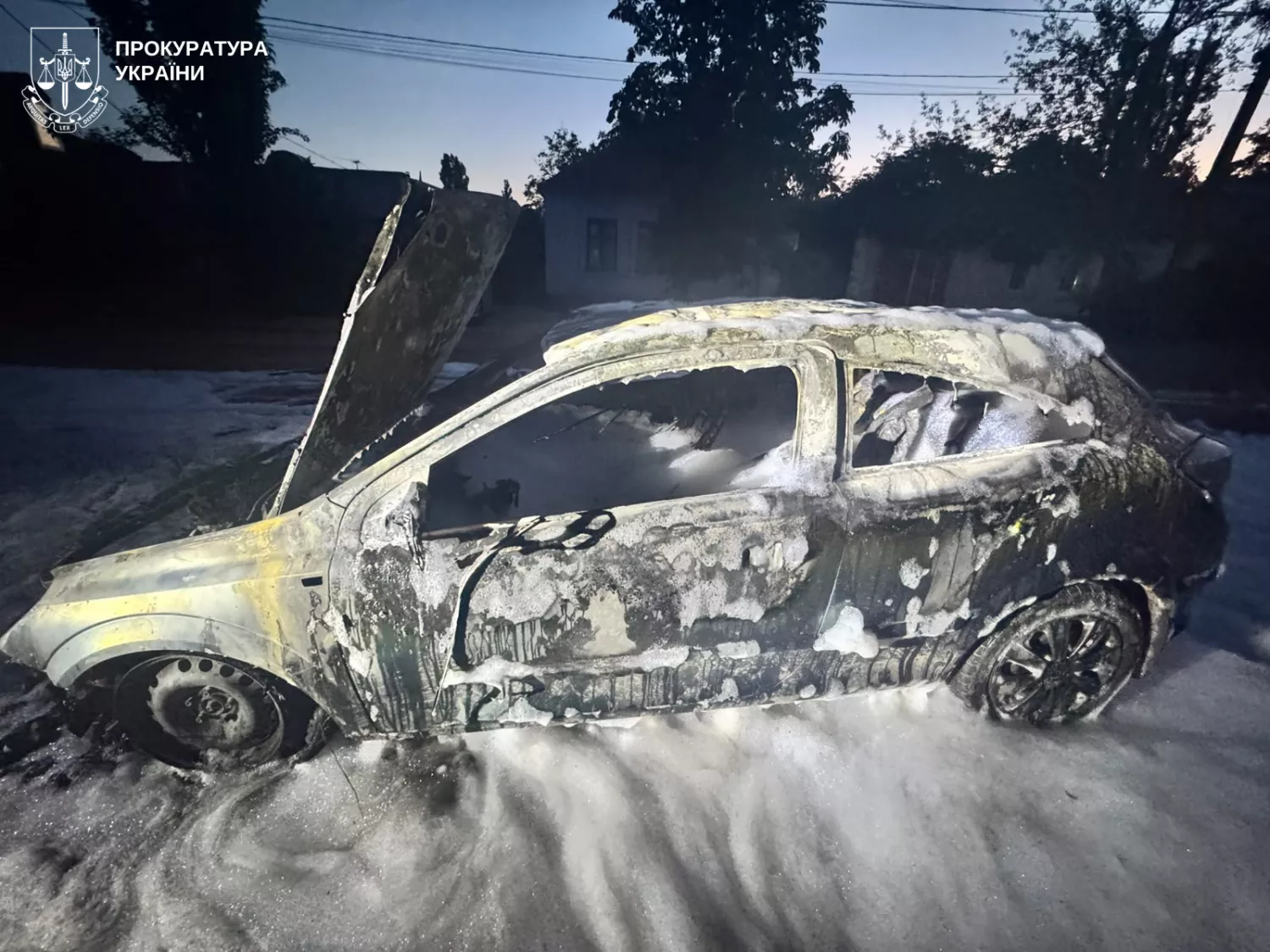 Підпал авто військового у Миколаєві. Фото Прокуратури України