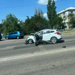 Аварія на Богоявленському проспекті 24 червня. Фото: МикВісті