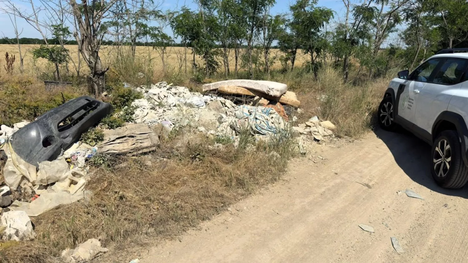 На Одещині виявили несанкціоновані сміттєзвалища. Фото ДЕІ Південно-Західного округу