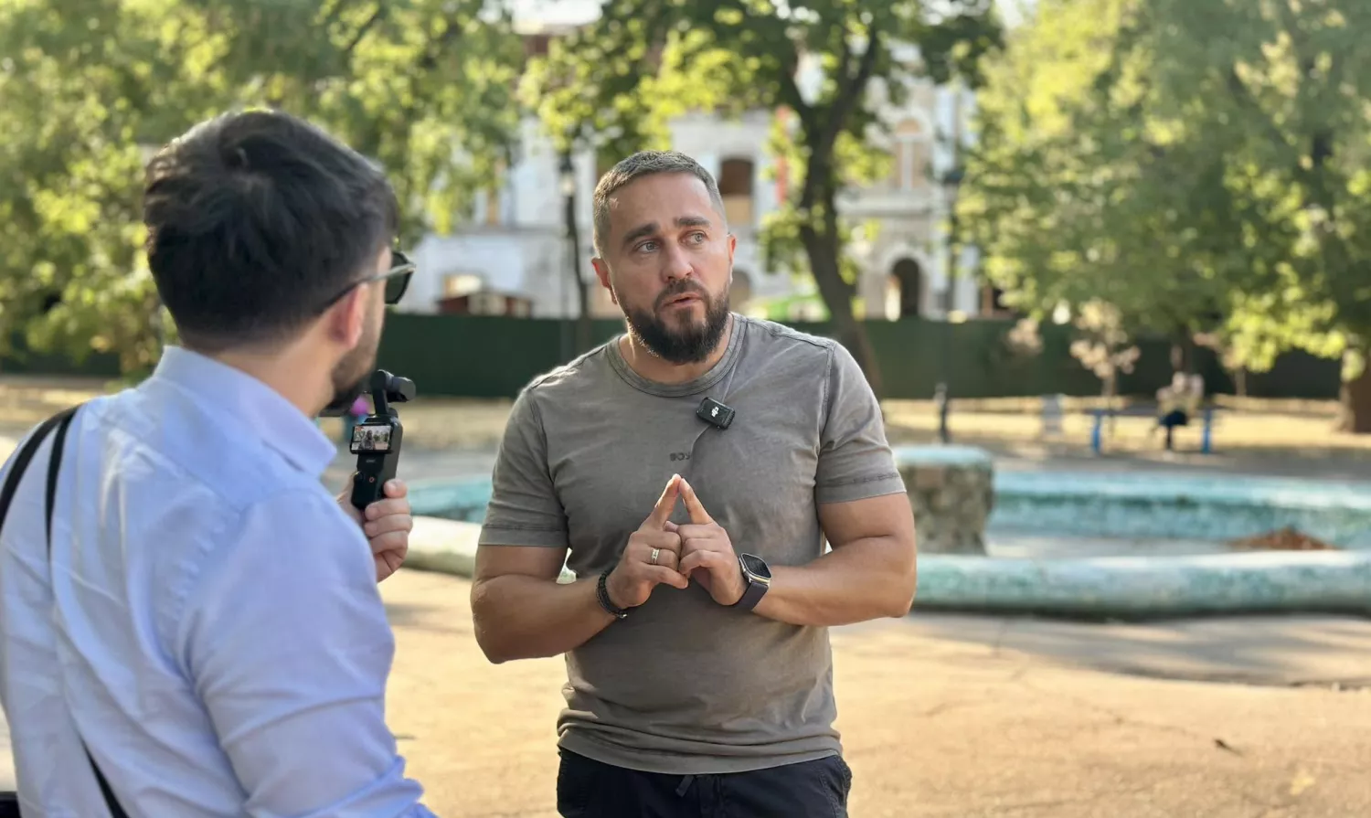 Заступник Миколаївського міського голови Сергій Коренєв каже, що відпочивати на пляжах міста неможна, фото з Facebook-сторінки посадовця