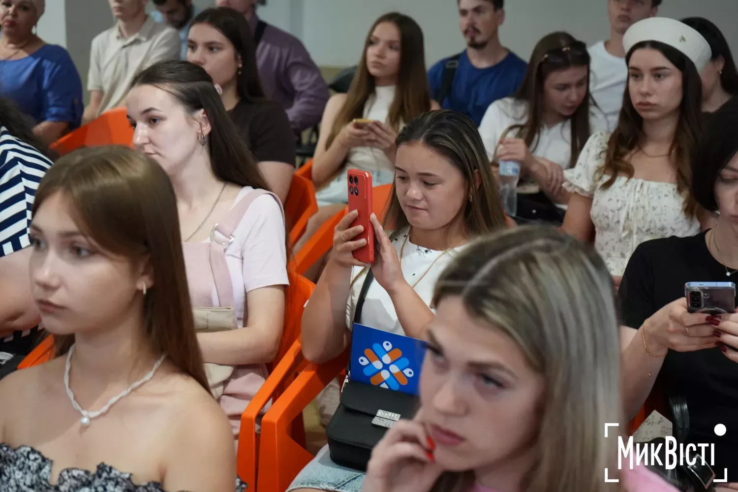 Установчі збори Миколаївського регіонального молодіжного конгресу. Фото: МикВісті