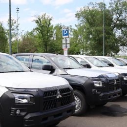 Німеччина передала Миколаєву п’ять нових автомобілів. Фото: Миколаївська міська рада