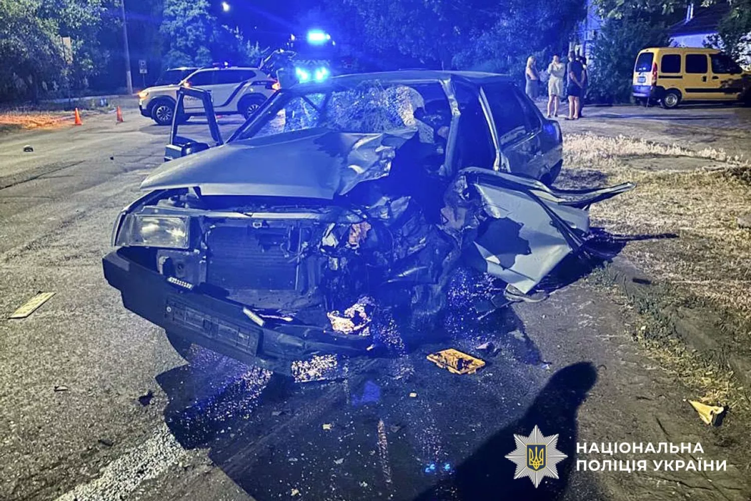 Смертельна ДТП на Миколаївщині: п'яний водій легковика зіткнувся з мотоциклом. Фото: Національна поліція України