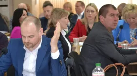 Депутати відмовилися проводити засідання сесії. Фото: yuzhkanews.city, Анна Бойко