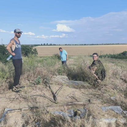 Науковці досліджують пошкоджені війною кургани на Херсонщині. Фото: Іван Мойсієнко