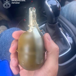 Жителю Миколаївщині повідомили про підозру у продажу гранат. Фото: Миколаївська прокуратура