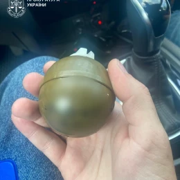 Жителю Миколаївщині повідомили про підозру у продажу гранат. Фото: Миколаївська прокуратура