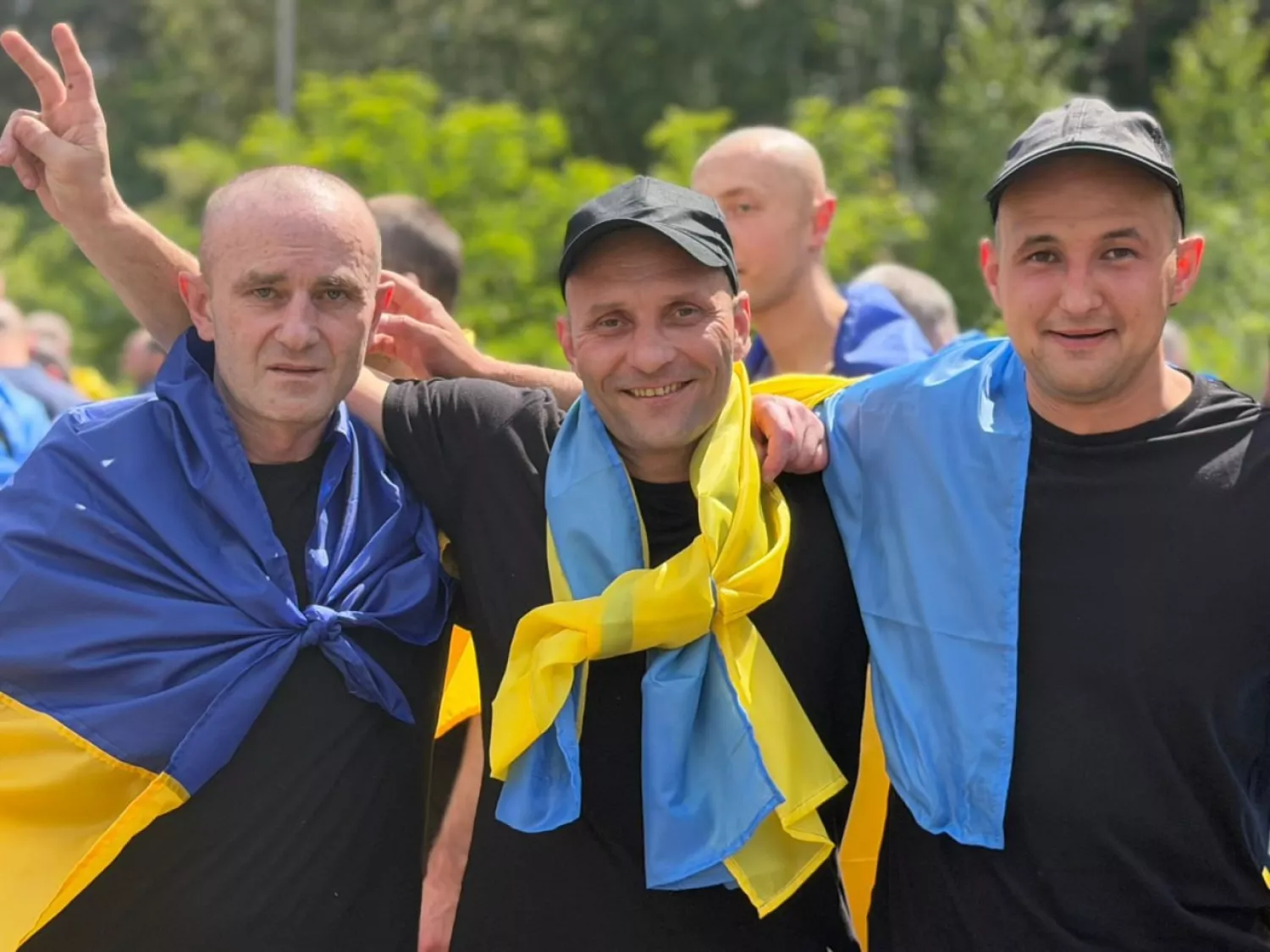 Україна повернула з російського полону 186 людей, фото з телеграм каналу Володимира Зеленського