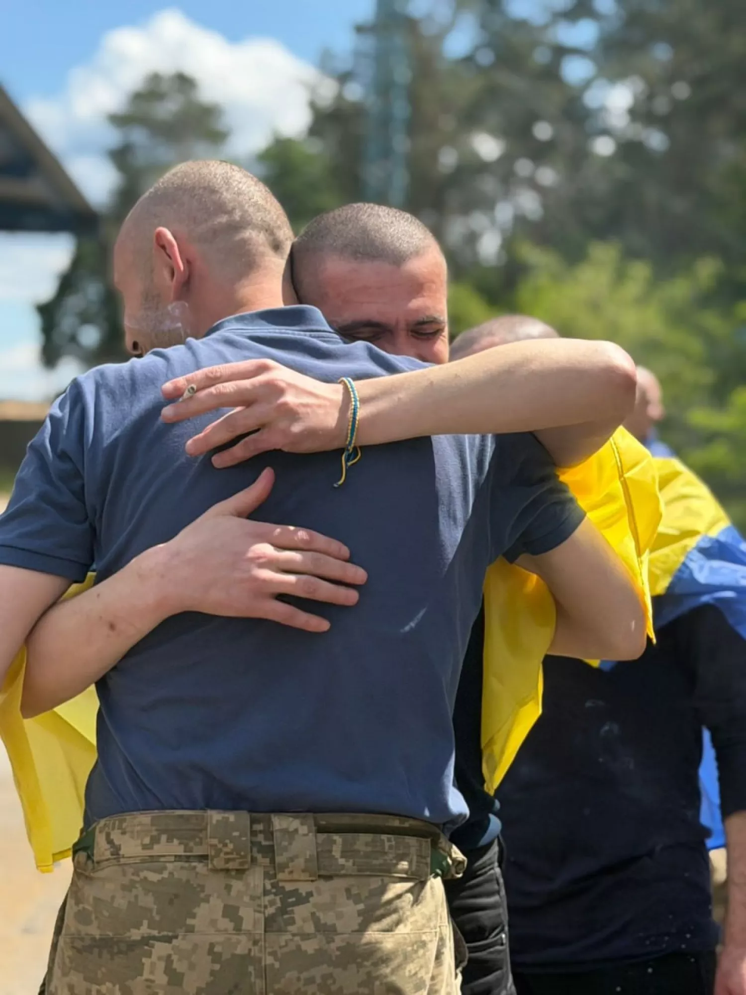 Україна повернула з російського полону 186 людей, фото з телеграм каналу Володимира Зеленського