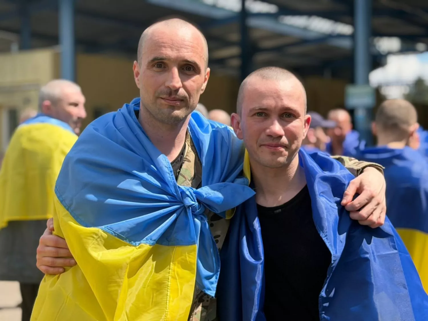 Україна повернула з російського полону 186 людей, фото з телеграм каналу Володимира Зеленського