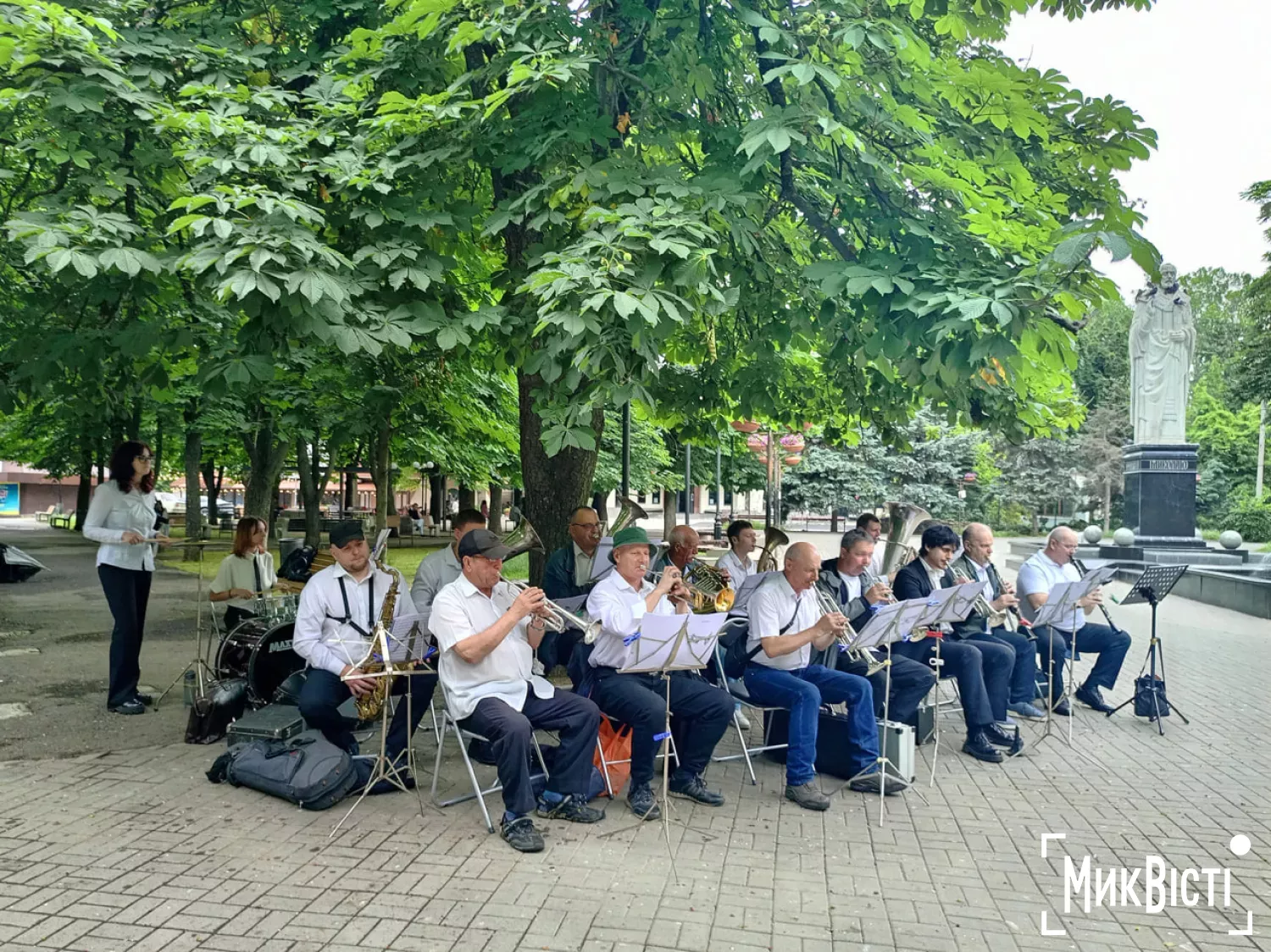 «Мистецький квартал на Соборній» відкрив літній сезон у Миколаєві. Фото: НикВести