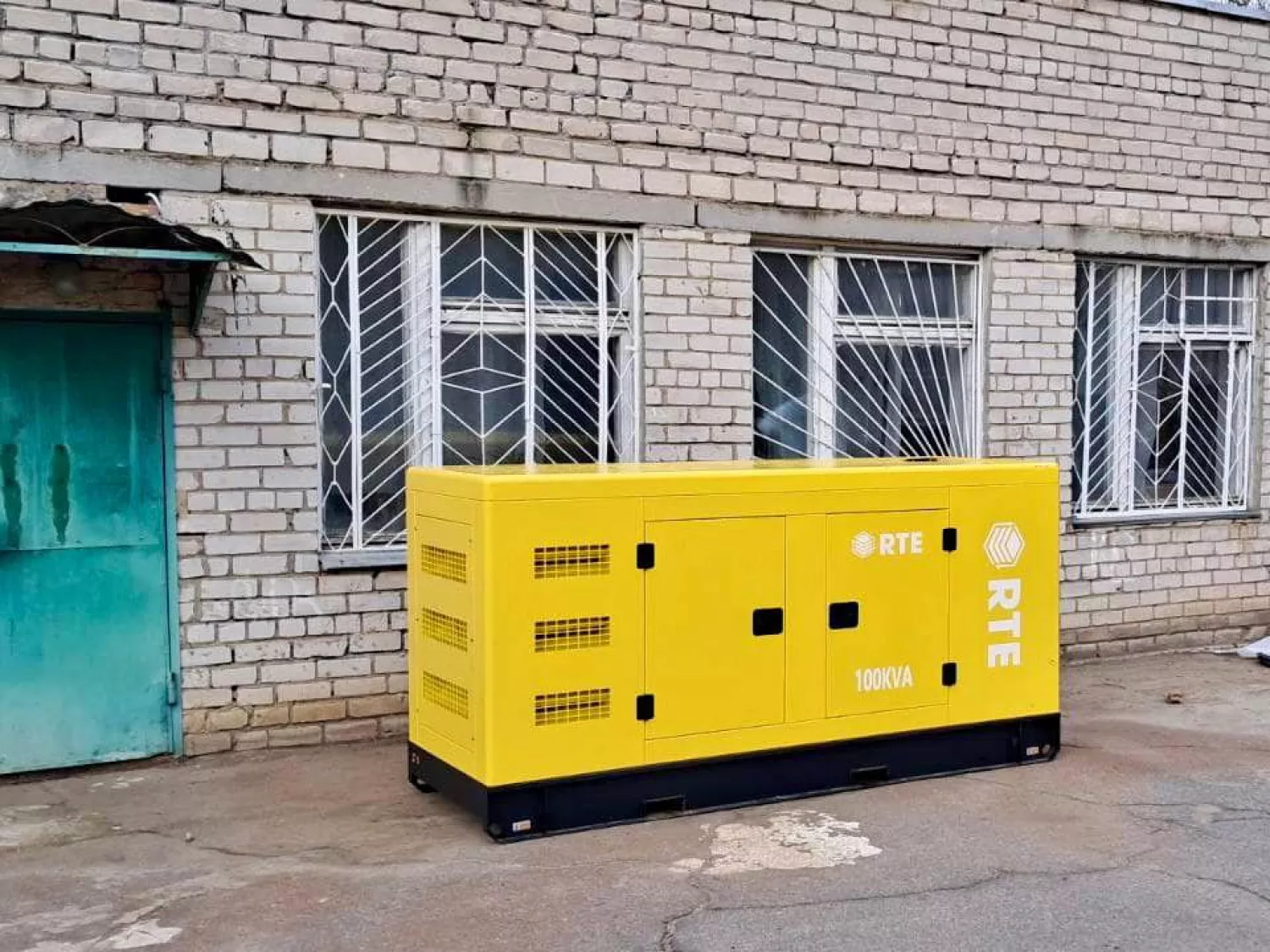 Заклади освіти отримають кошти на генератори, сонячні станції. Фото: Миколаївська міська рада, для ілюстрації