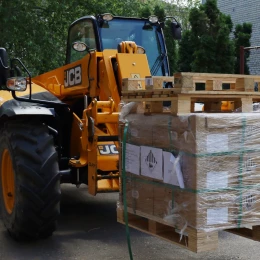 Німеччина передала Миколаєву системи резервного живлення. Фото: Миколаївська міська рада