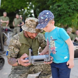 Військові показали сучасне озброєння та техніку. Фото: 123-я бригада тероборони