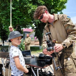 Військові показали сучасне озброєння та техніку. Фото: 123-я бригада тероборони