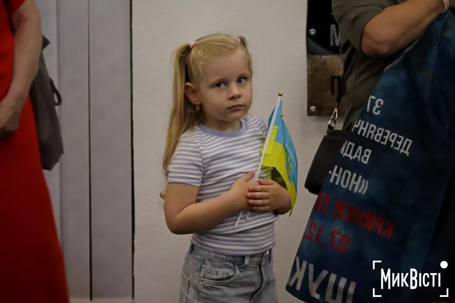 Виставку «Кринки. Не забути. Не пробачити». Фото: МикВісті