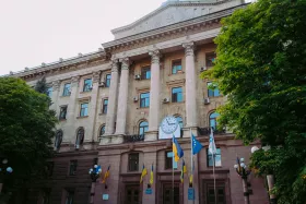 Миколаївська міська рада. Фото з відкритих джерел