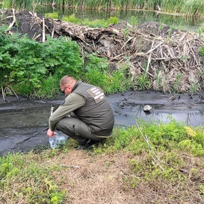 На Одещині виявили забруднення ґрунту. Фото: Держекоінспекція