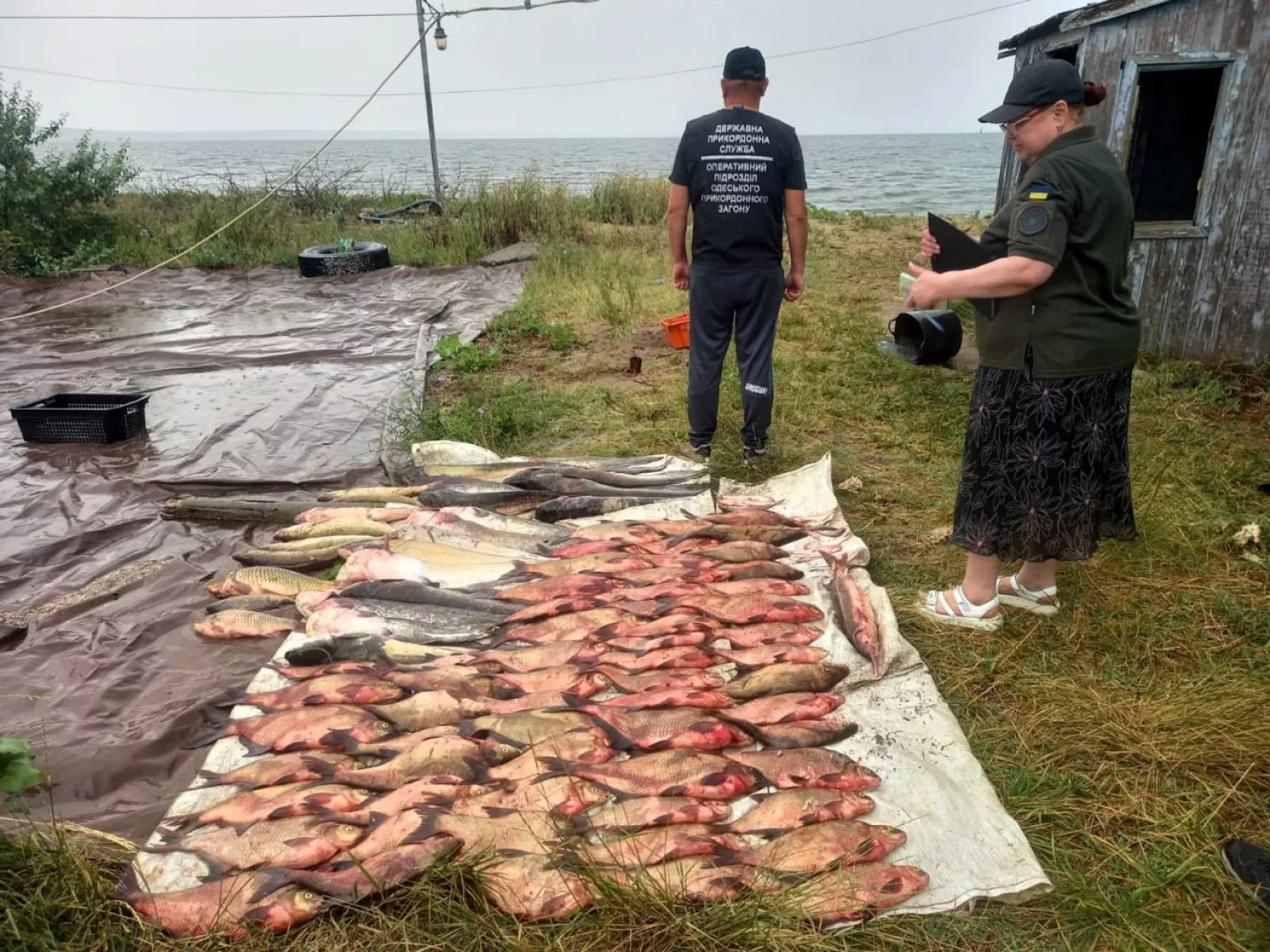 У Бузькому лимані спіймали браконьєра. Фото: Держекоінспекція