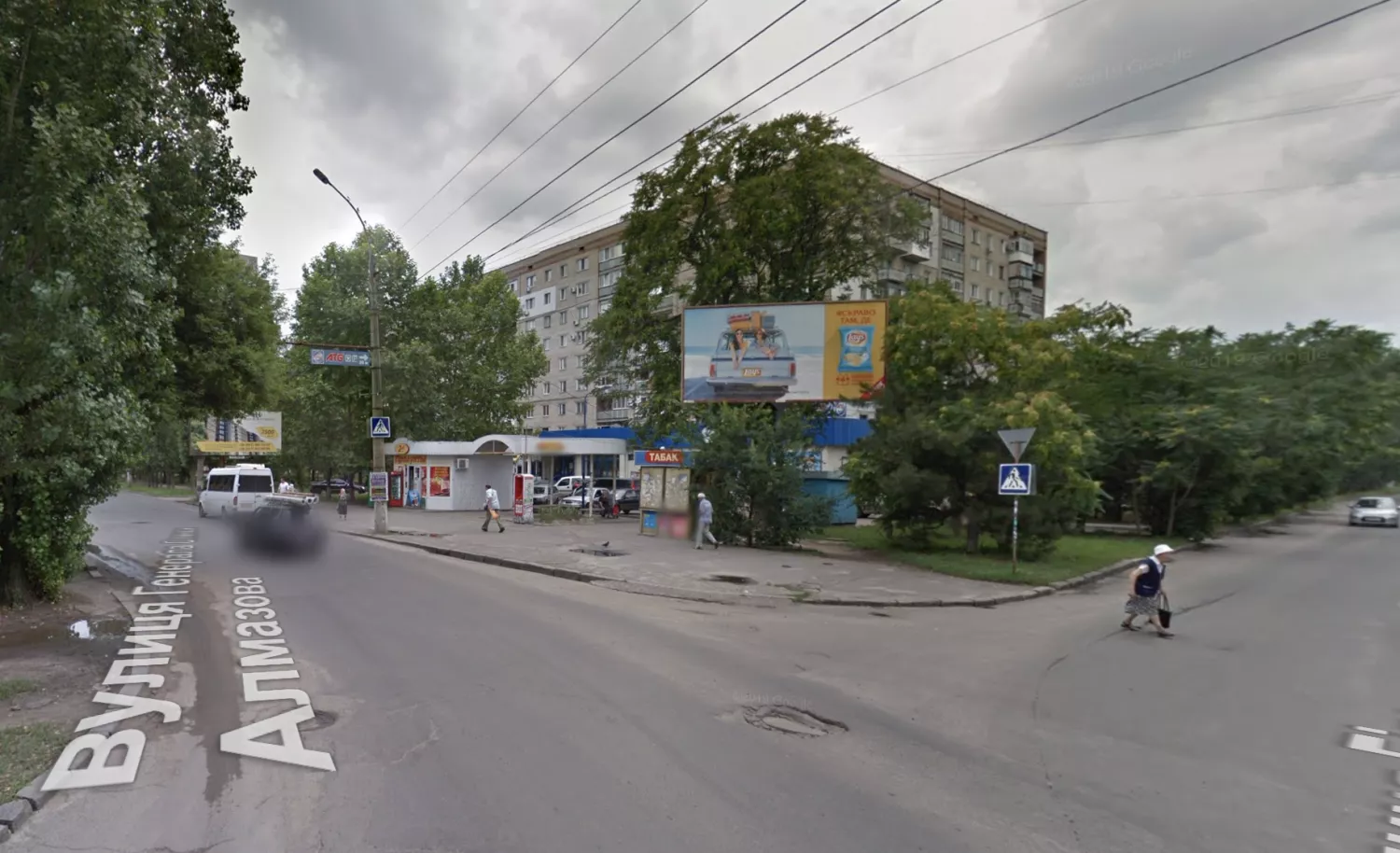 перехрестя вулиць Генерала Олекси Алмазова та Білої. Скриншот з google maps