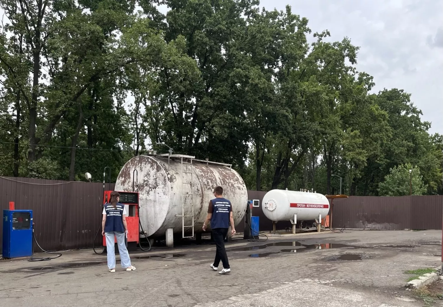 У Миколаєві оштрафували нелегальну АЗС на ₴1,7 млн. Фото ДПС у Миколаївській області