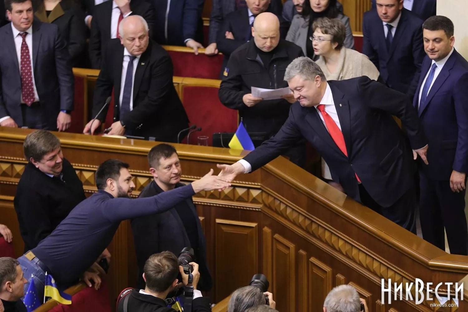 Давид Макарʼян уродженець Миколаєва. У 2014 році він був обраний нардепом від &laquo;Блоку Петра Порошенка&raquo; та представляв інтереси миколаївців у Верховній Раді. Архівне фото: МикВісті