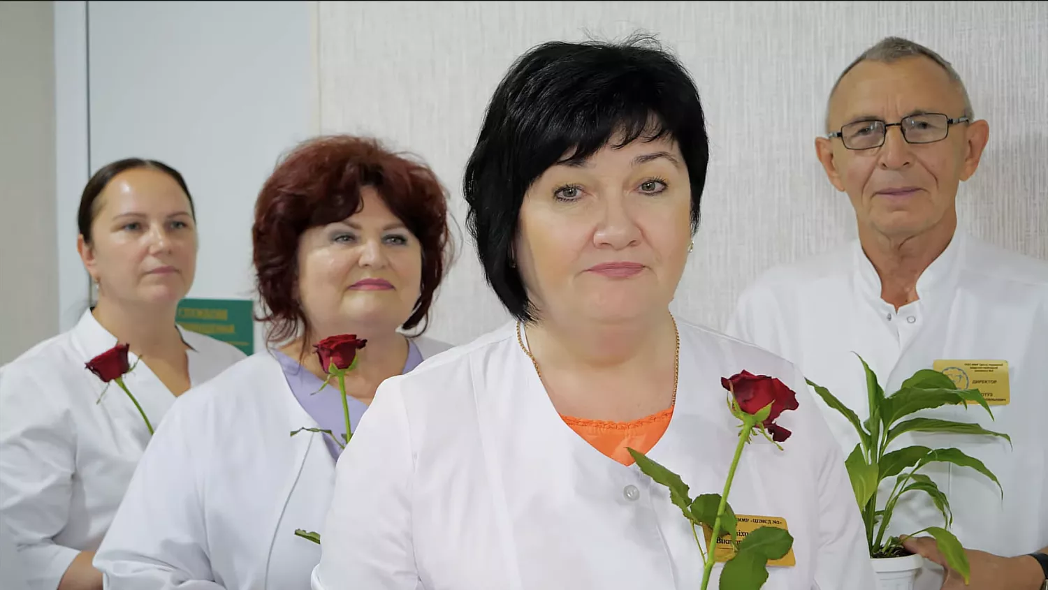 МАРТ привітав медиків кліпом у стилі фільму «Леон». Скриншот з відео