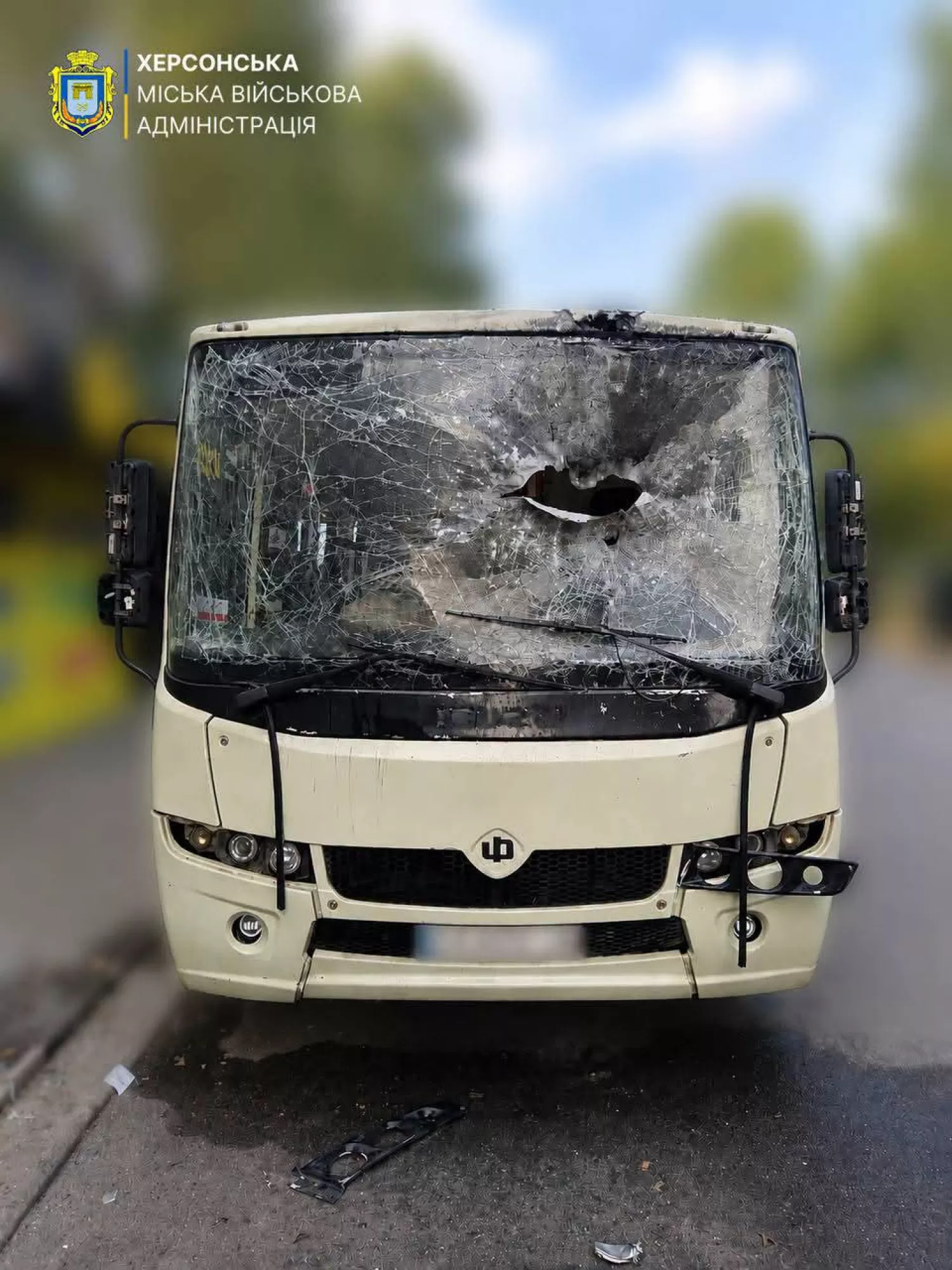 Росіяни 28 липня атакували дроном маршрутку в Херсоні. Фото: Ярослав Шанько