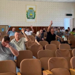 Сесія Єланецької селищної ради 15 липня. Фото зі сторінки селищної ради