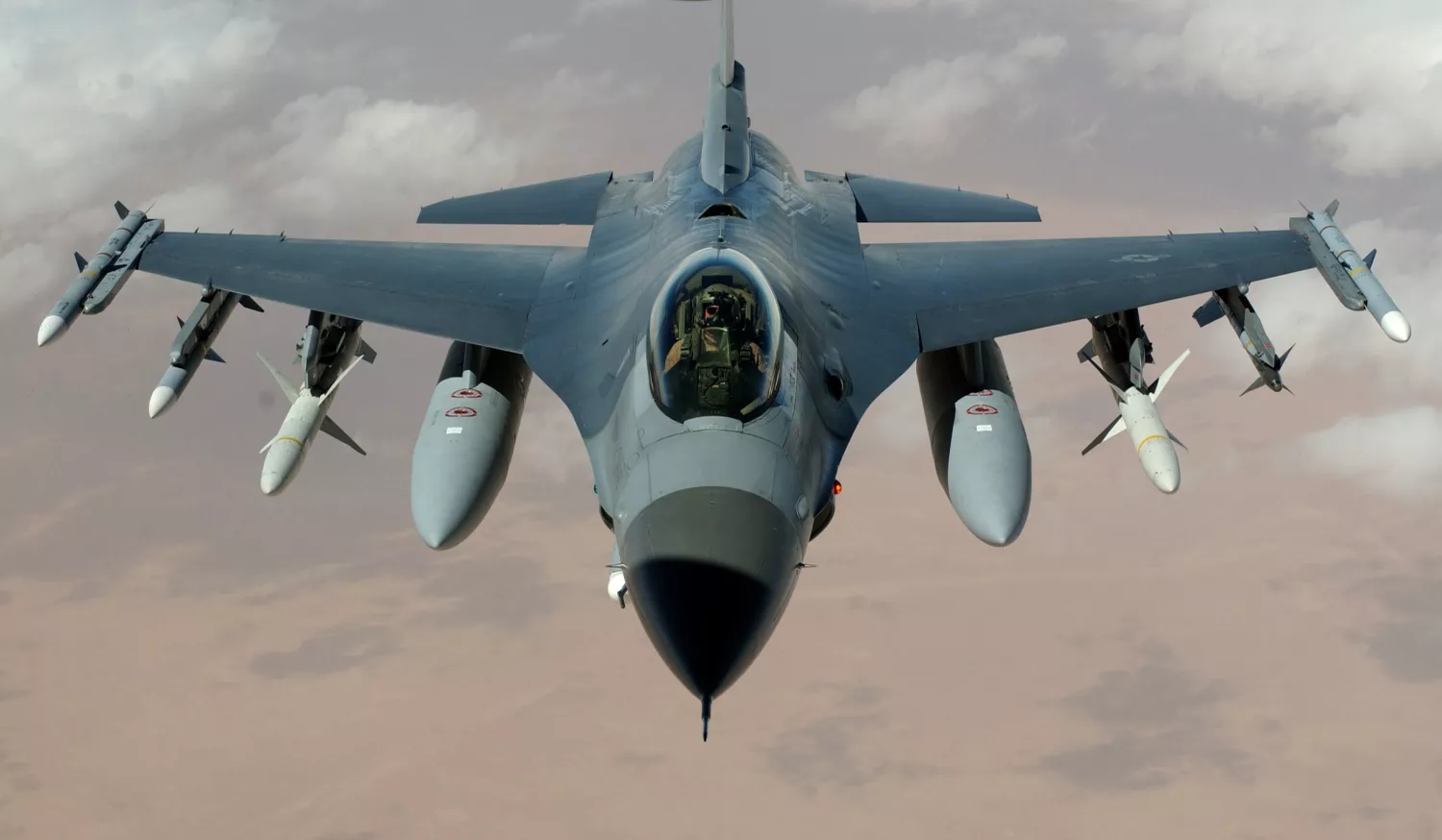 Під час бойового завдання Україна втратила винищувач F-16. Фото Air Force