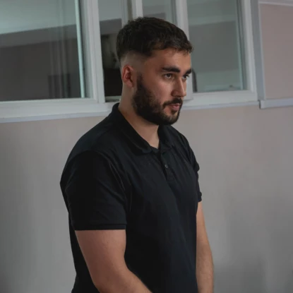 Засідання суду у справі громадянину Чилі, якого підозрюють у вбивстві двох військовослужбовців. Фото: МикВісті