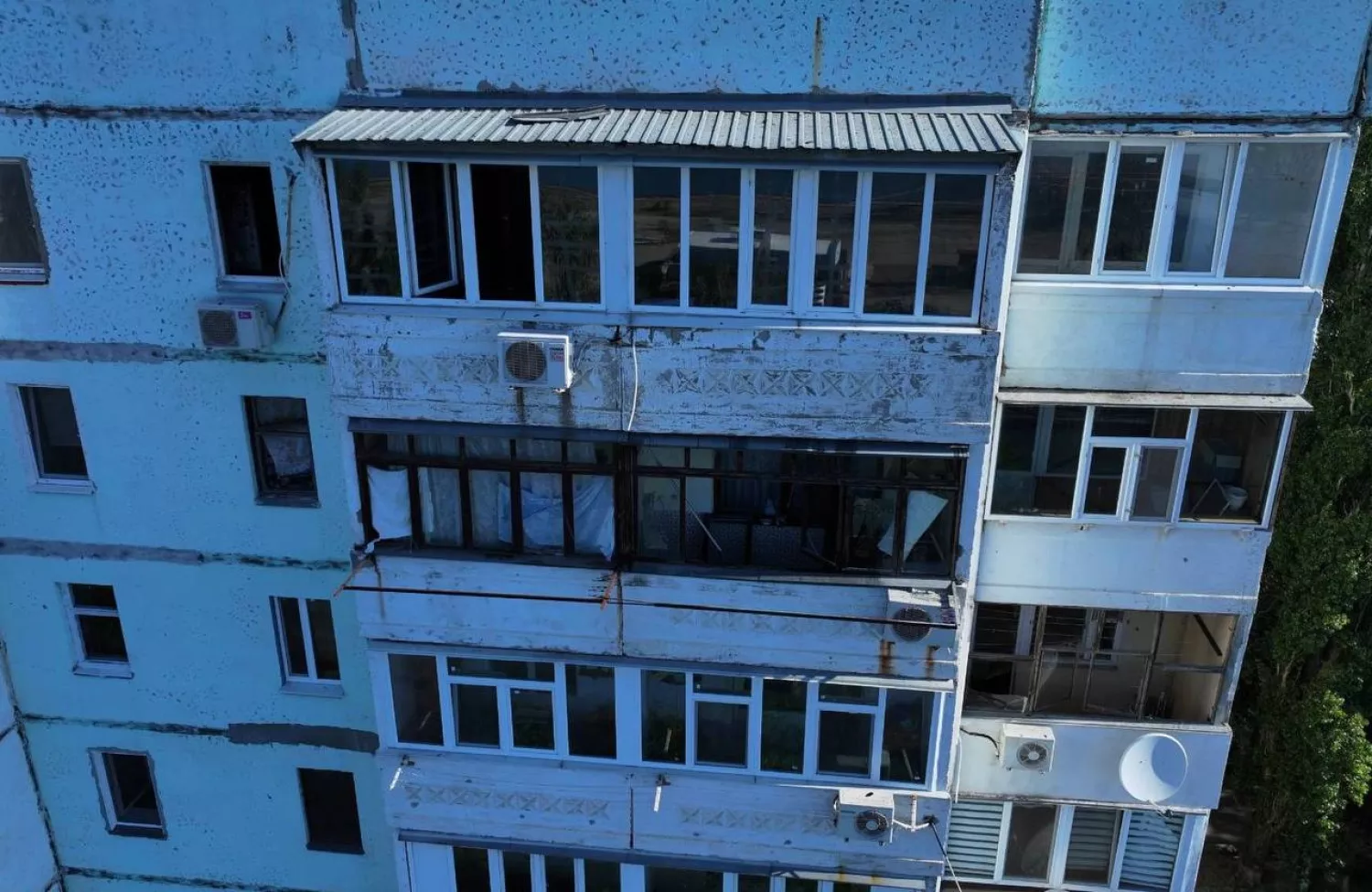 Наслідки обстрілу Миколаєва 30 липня. Фото: Миколаївська ОВА