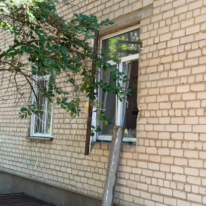 Авіаудар по Херсону. Фото Олександр Прокудін