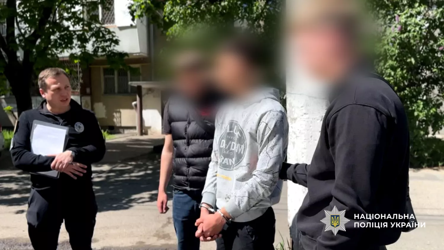 Підпал трьох автівок «Tesla» в Одесі. Фото нацполіція