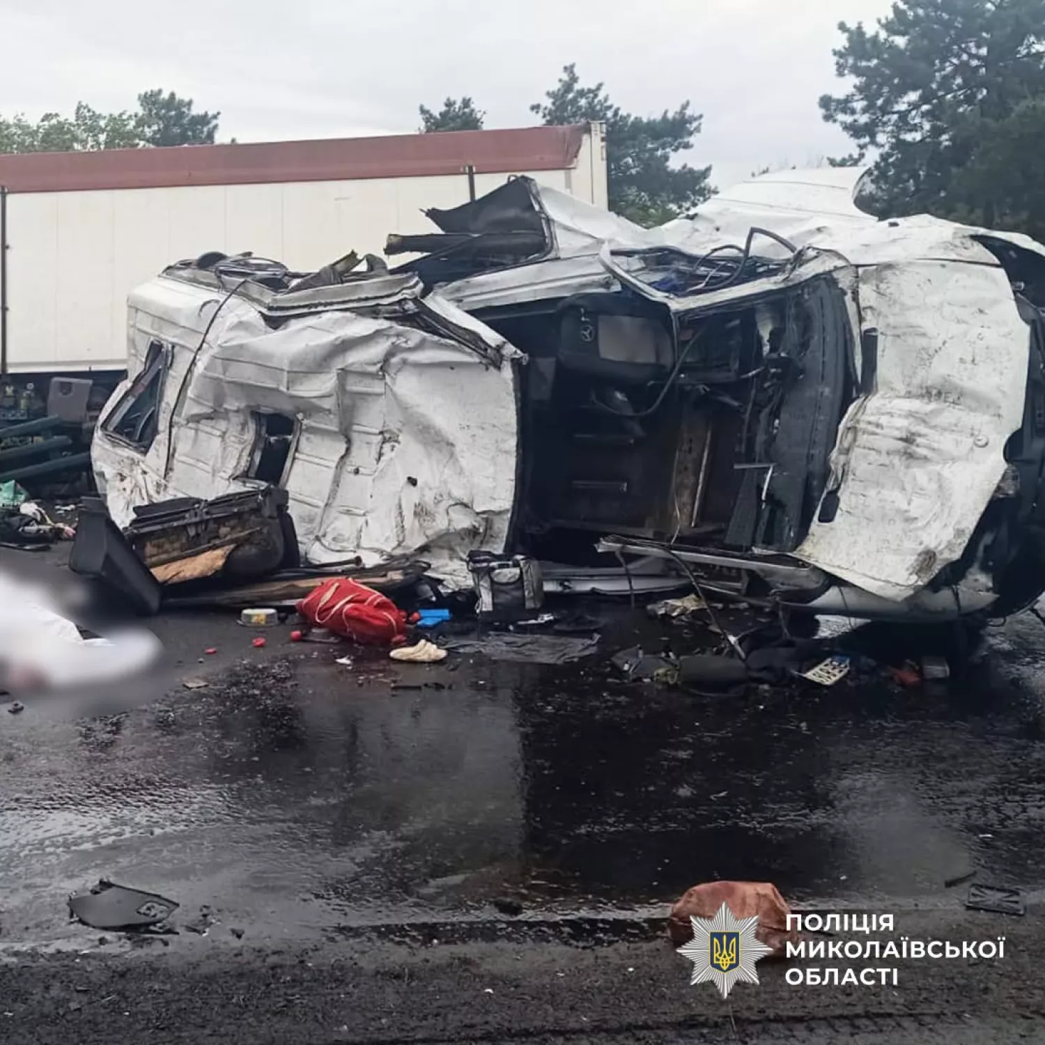 Наслідки аварії: Фото: Головного управління Національної поліції в Миколаївській області