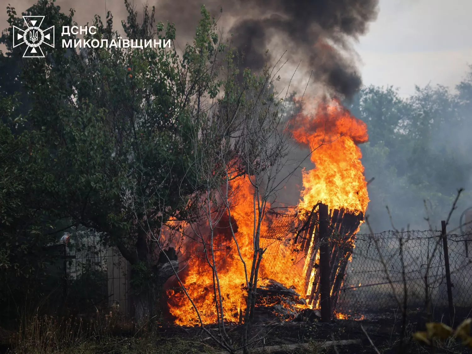 Наслідки атаки БпЛА на Миколаївщині. Фото: ДСНС, для ілюстрації