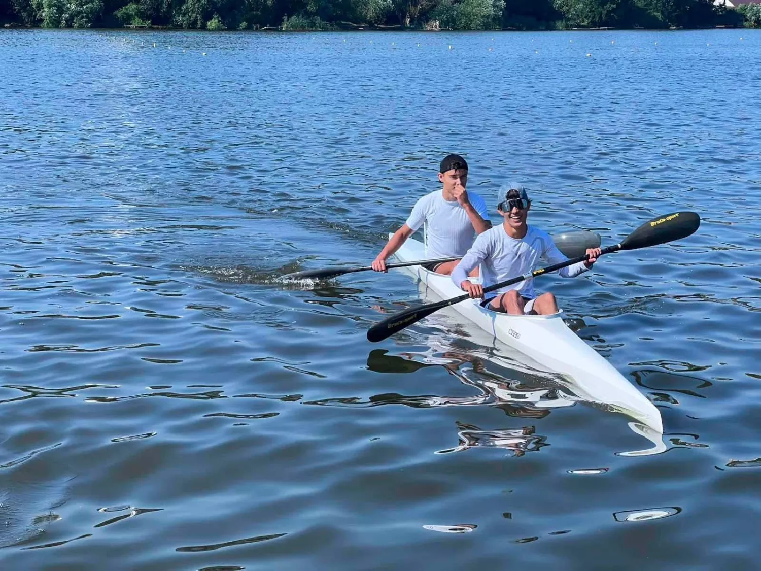 Спортсмени з Миколаївщини здобули нагороди на чемпіонаті України з веслування на байдарках і каное. Фото: Управління у справах фізичної культури і спорту ММР