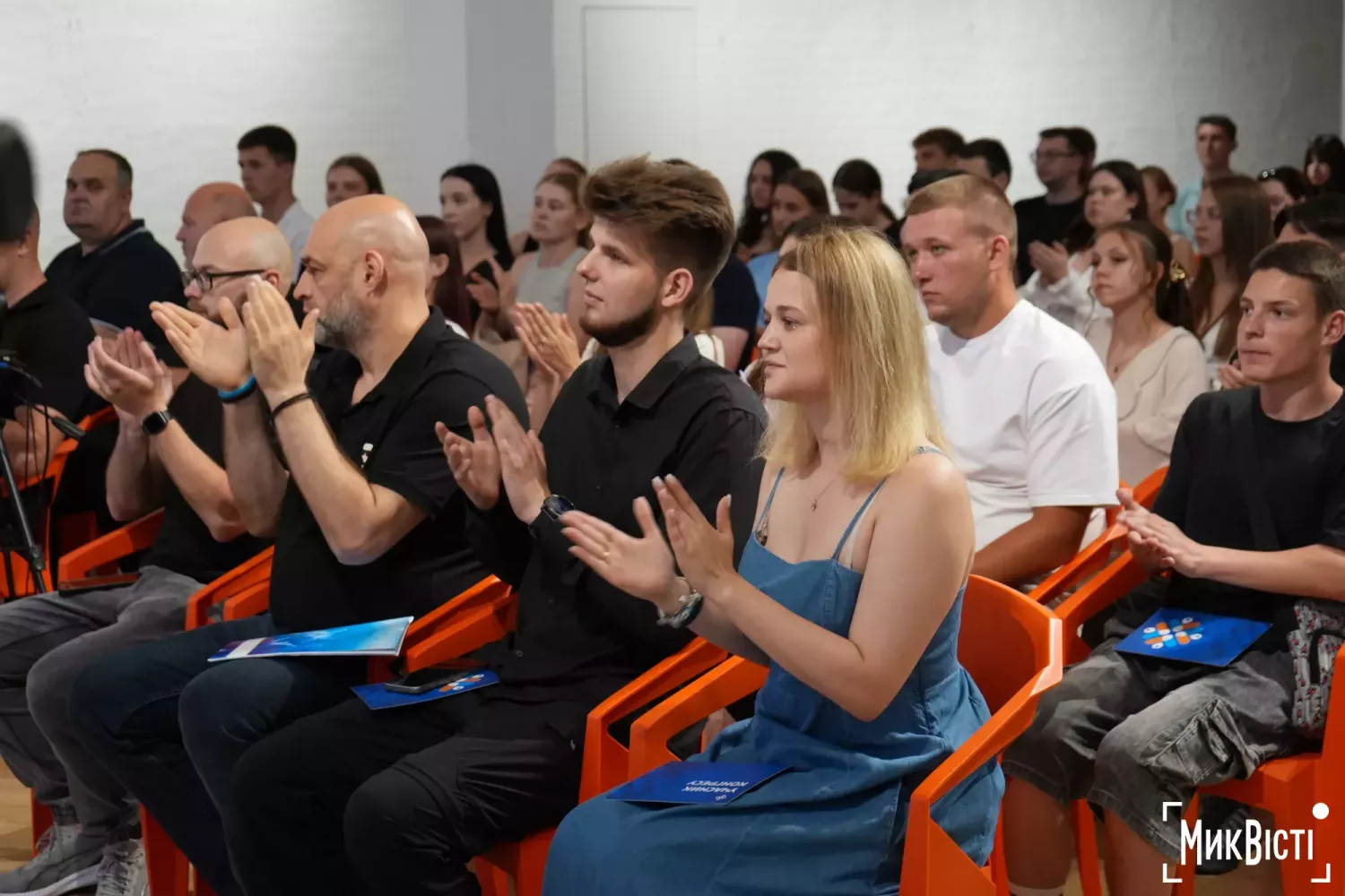 Установчі збори Миколаївського регіонального молодіжного конгресу. Фото: МикВісті