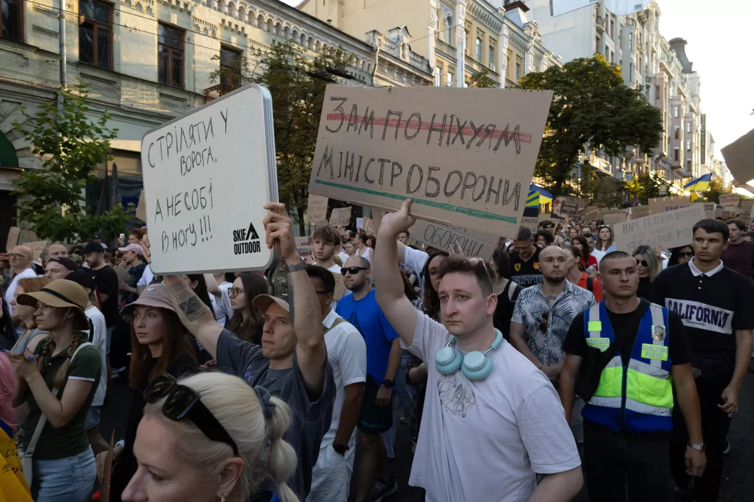 У Києві відбулася багатотисячна акція на підтримку Михайла Федорова. Фото: Сергій Окунєв, NV