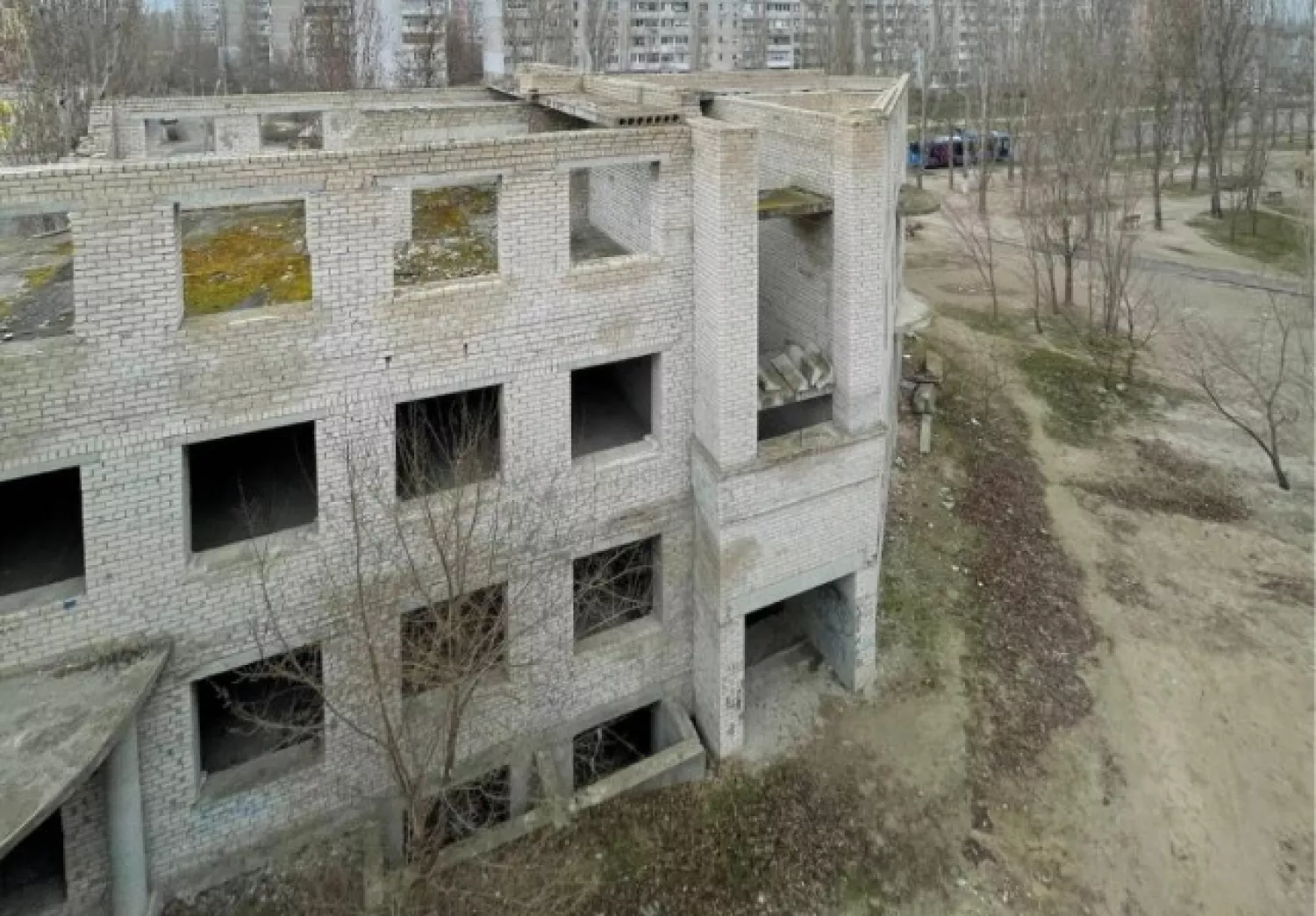 Фото зі звіту щодо технічного стану будівлі