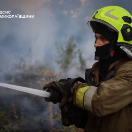 За добу вогнеборці загасили 24 пожежі на Миколаївщині. Фото: ДСНС