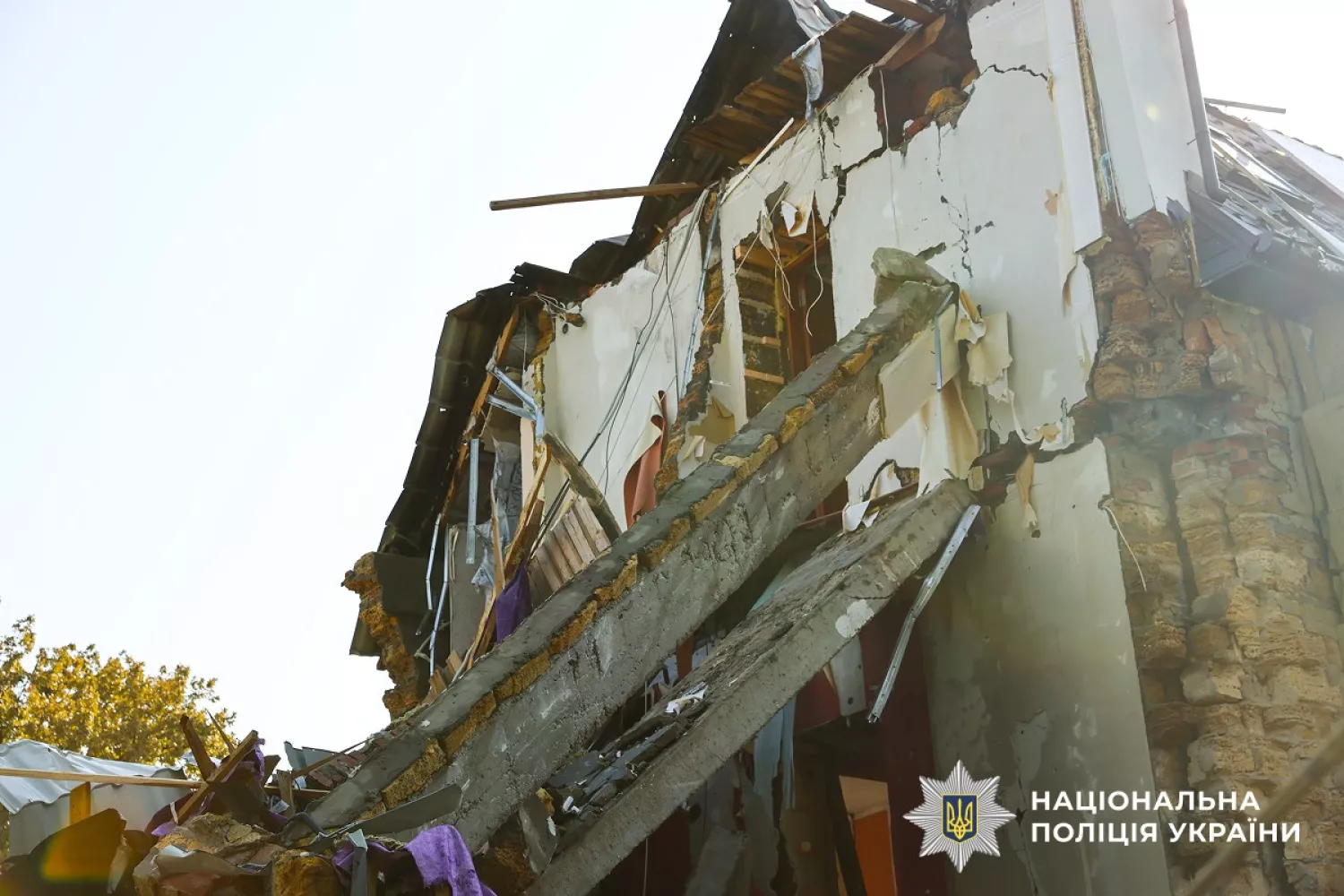 У поліції розповіли про наслідки нічної атаки на Миколаївщину 11 серпня. Фото: Нацполіція