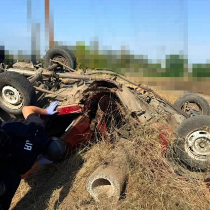У передмісті Херсона 12 серпня сталася смертельна ДТП. Фото: Нацполіція