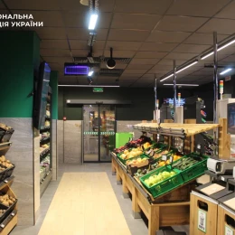 Киянин обмазався смолою перед крадіжкою у магазині. Фото: Нацполіція